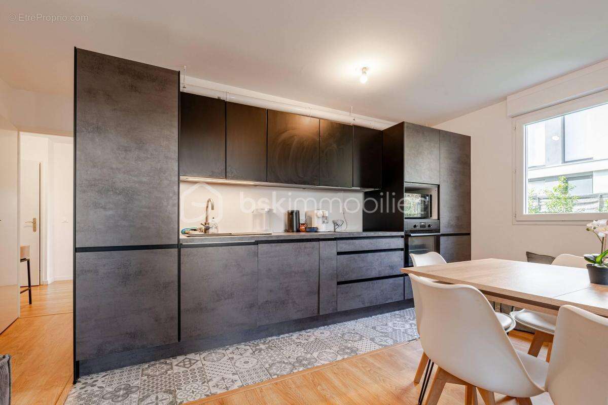 Appartement à VAIRES-SUR-MARNE