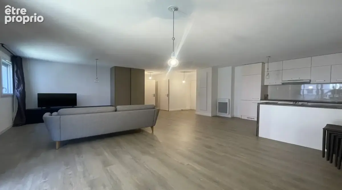 Sète, centre ville, appartement T2 de 60m2 avec terrasse, - photo 4