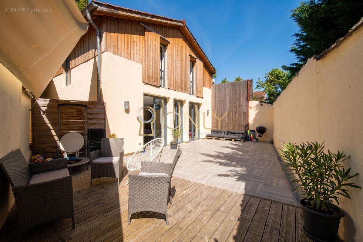Maison à SAINT-GERMAIN-AU-MONT-D'OR