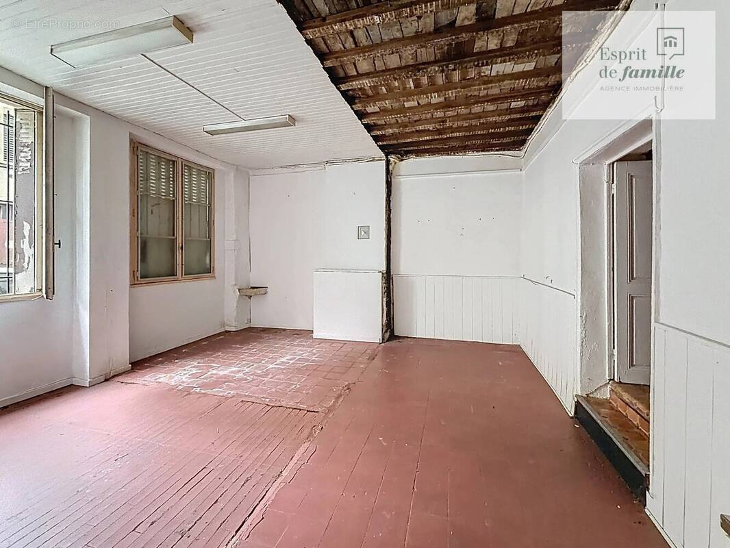 Commerce à CALUIRE-ET-CUIRE