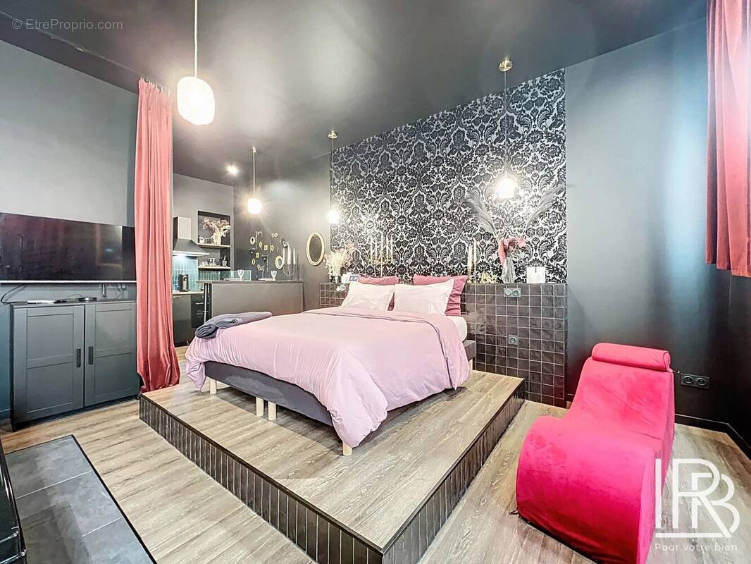 Appartement à MARSEILLE-6E