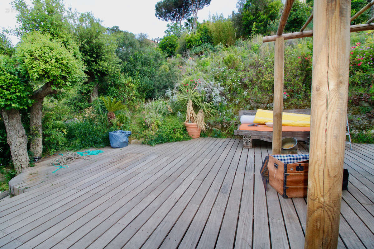 Opportunité à Cavalaire-sur-Mer   Maison au calme en impasse - photo 11