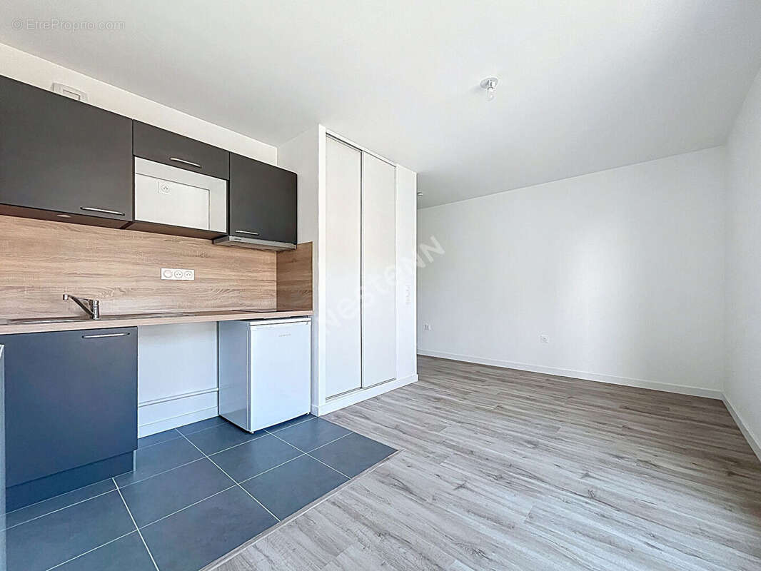 Nantes Monselet / Studio 24,61m² / résidence neuve COUR MONSELET / Livré en Aout 2025 / DPE en A / - photo 3