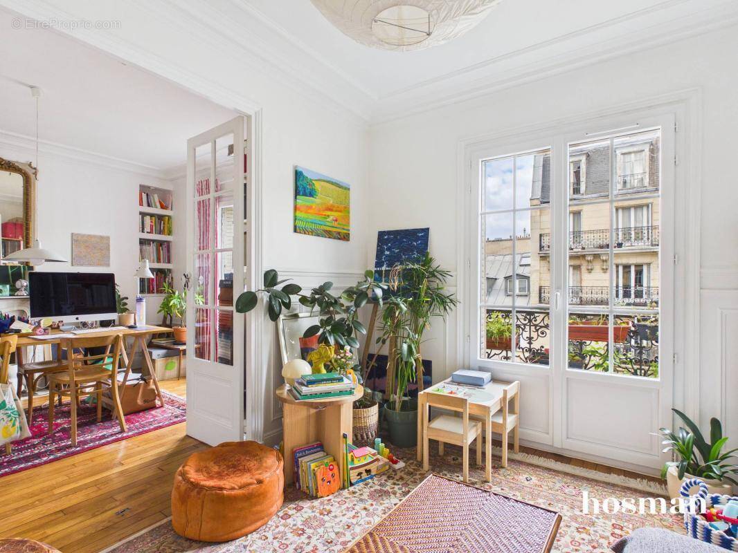 Appartement à PARIS-19E