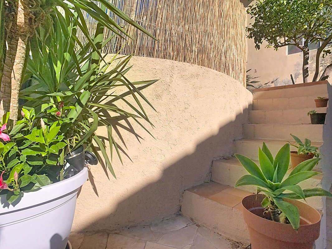 Appartement à MENTON