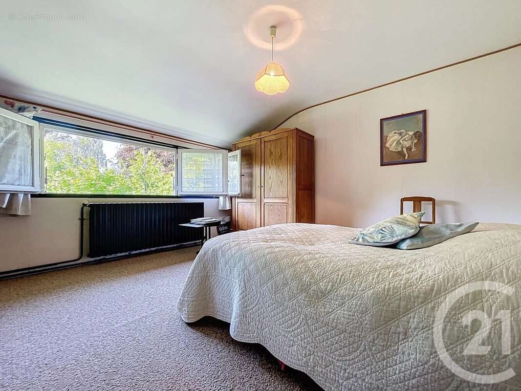 Maison à SAINTE-FEYRE