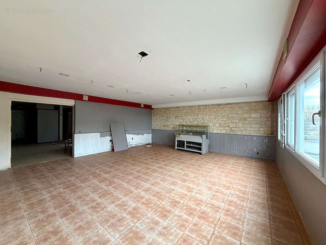 Commerce à ROCHEFORT