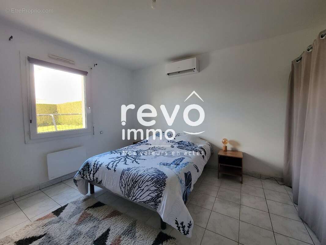 Maison à SAINT-PIERRE-MONTLIMART