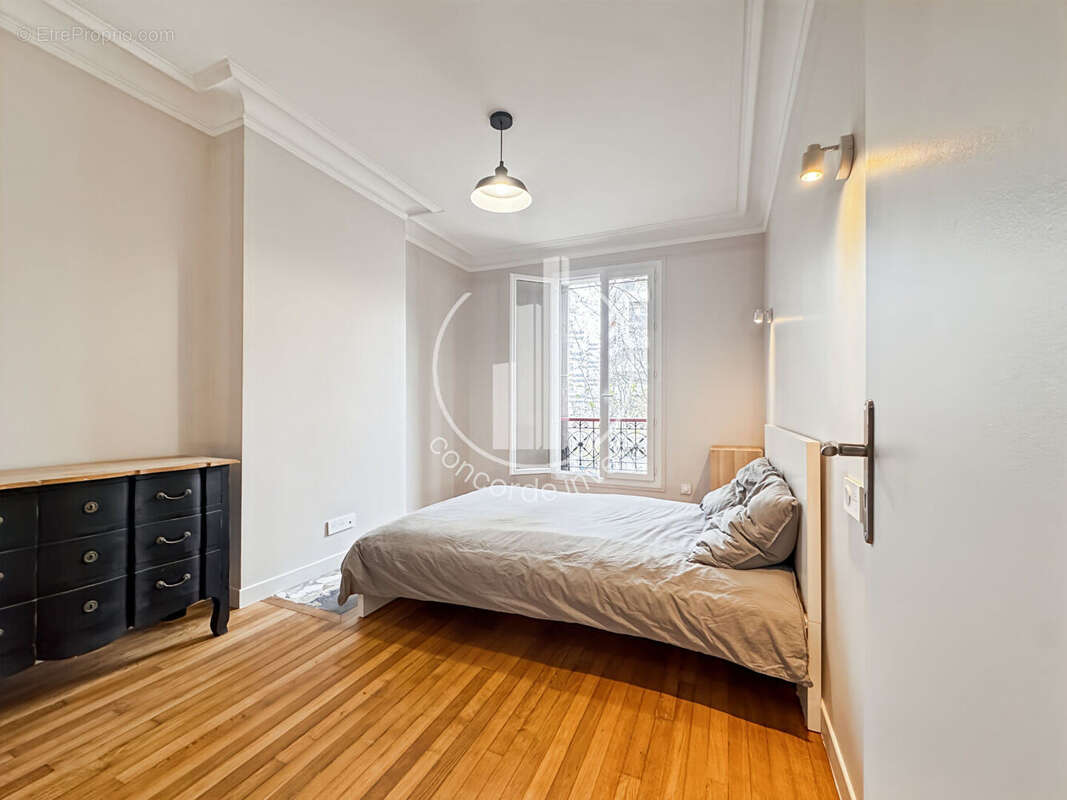 Appartement à PARIS-19E