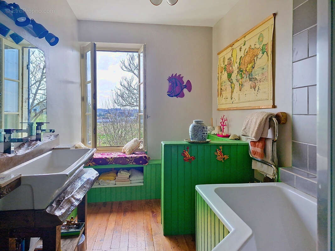 Maison à SAINTE-RADEGONDE