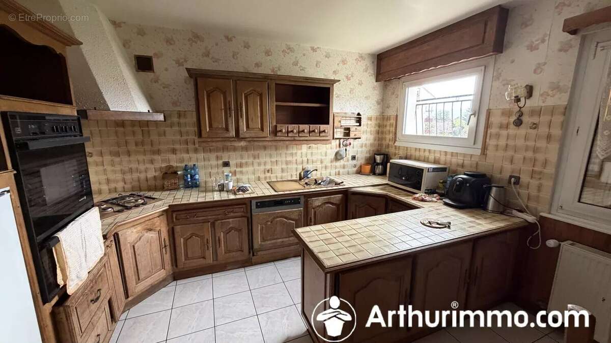 Maison avec 2 appartements – Idéal investisseur ou grande famille - photo 2