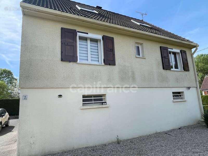 Maison à TERGNIER