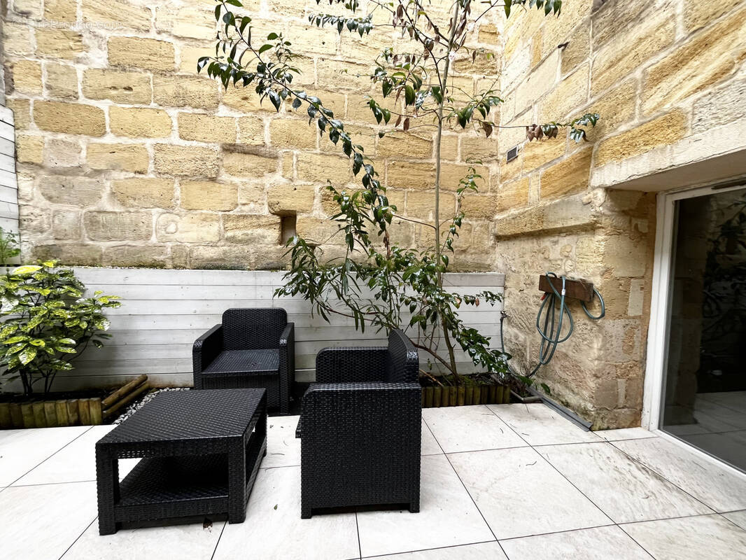 Appartement à BORDEAUX