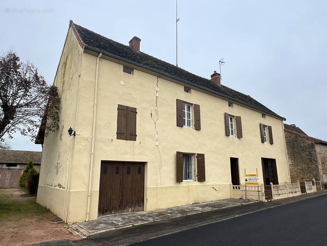 Photo 1 - Maison à MORNAY