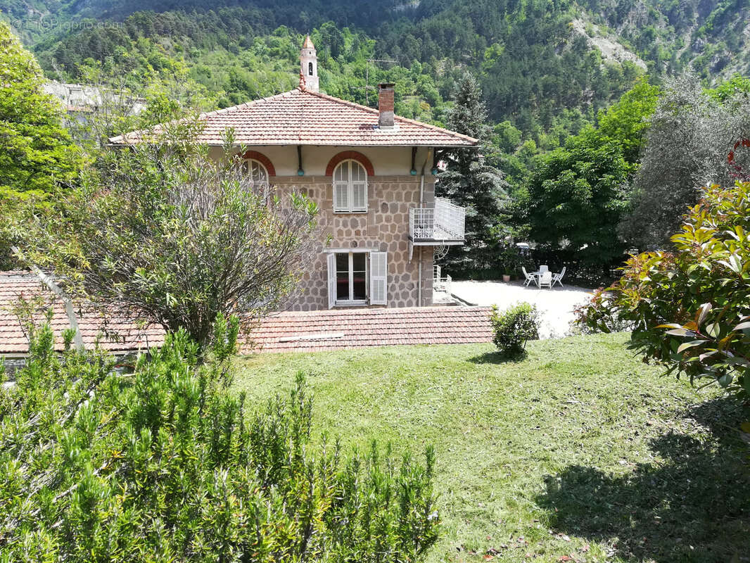 Maison à LUCERAM