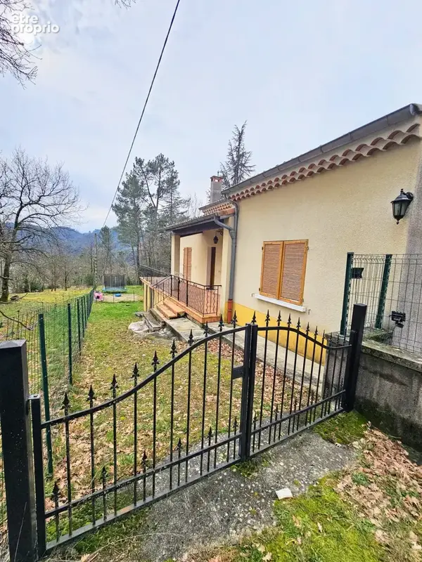 Maison 10 pièces 190 m² à vendre à Vals-Les-Bains (07600) - photo 1
