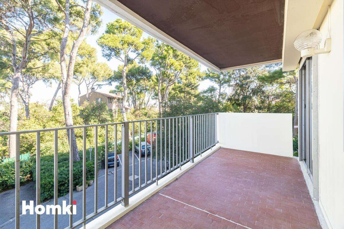 Appartement à MARSEILLE-8E