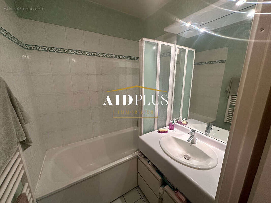 Appartement à LE PLESSIS-BOUCHARD