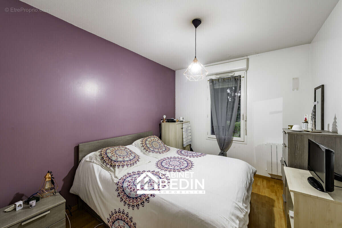 Appartement à PAREMPUYRE