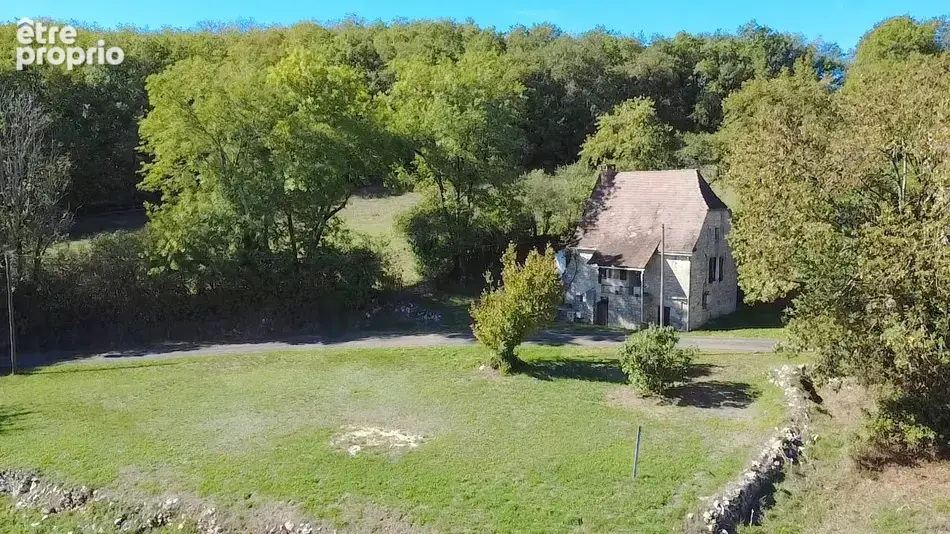 Jolie maison en pierre habitable de suite sur 2140 m2. - photo 17