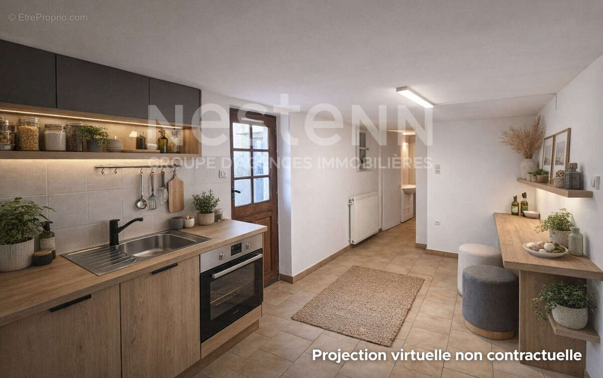 Maison à COULANS-SUR-GEE