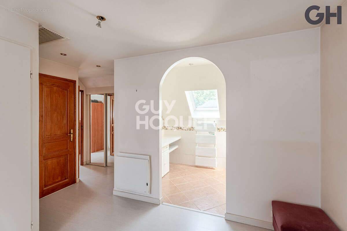 Charmante maison de 5 pieces  (109.78 m²)  à soisy-sur-seine - photo 9