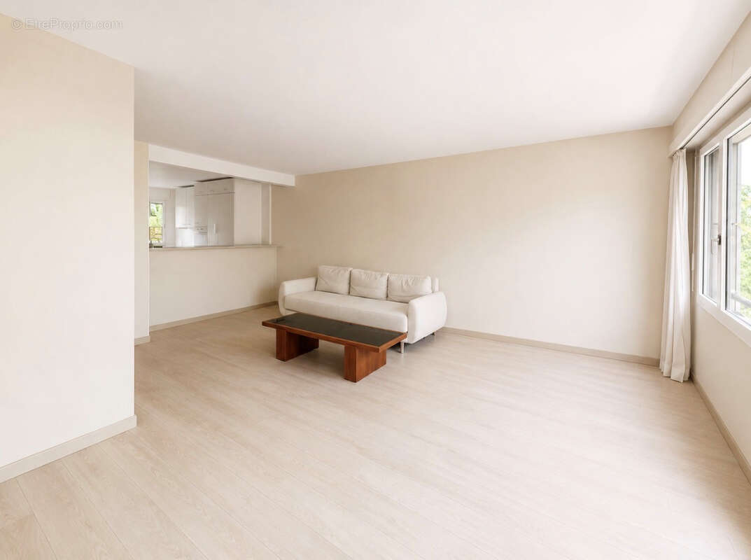5 pièces avec 3 chambres et balcon - photo 2