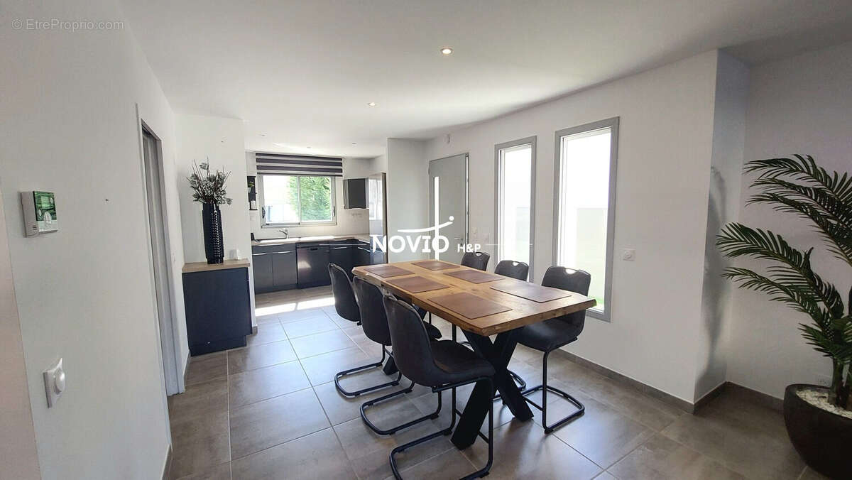 Maison 115 m² à Poitiers  - photo 3