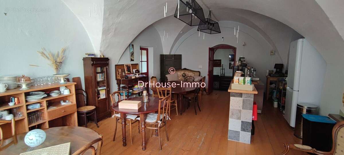 Commerce à VIEILLE-BRIOUDE