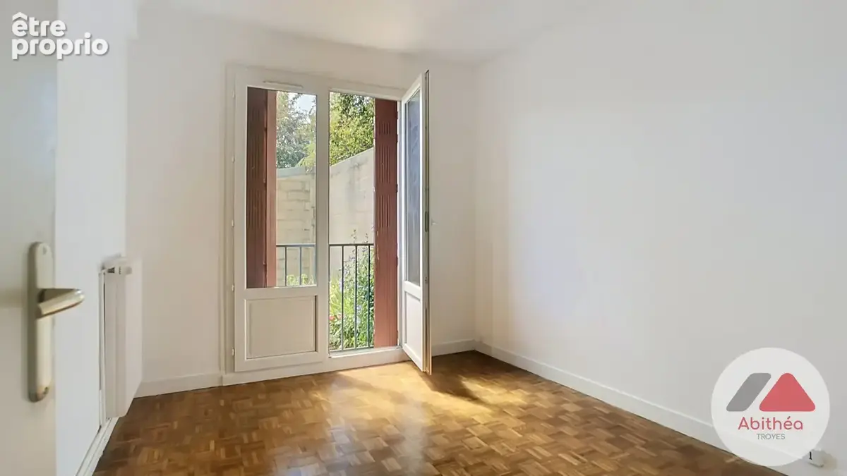 Appartement 2 pièces 50 m2 - photo 2