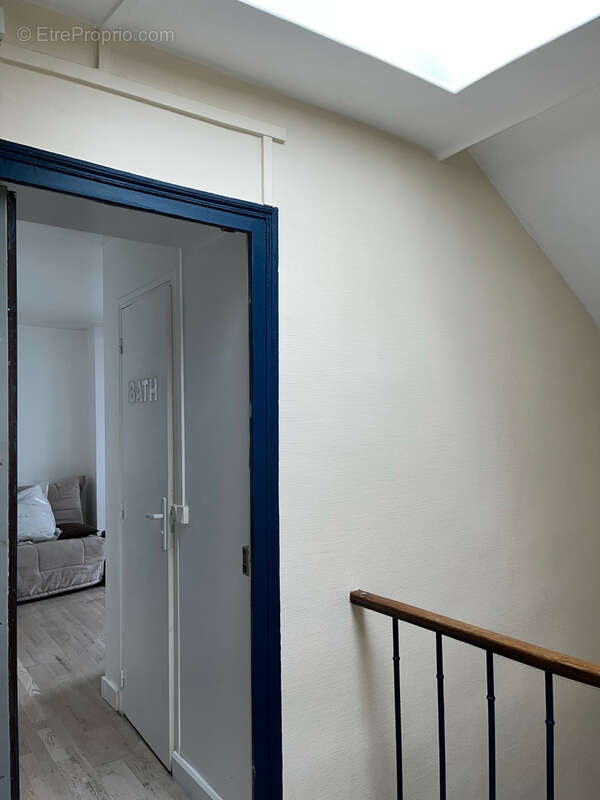 Appartement à PARIS-14E