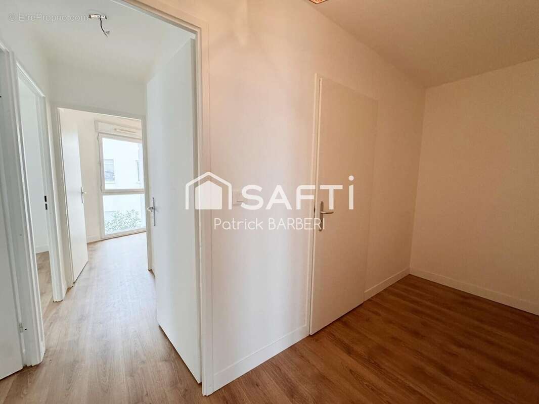 Photo 9 - Appartement à CERGY