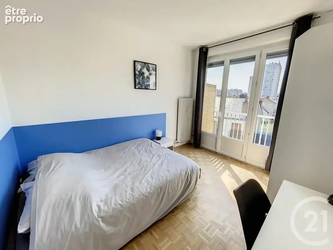 Appartement 6 pièces 98 m² à vendre à Tours (37000) - photo 2