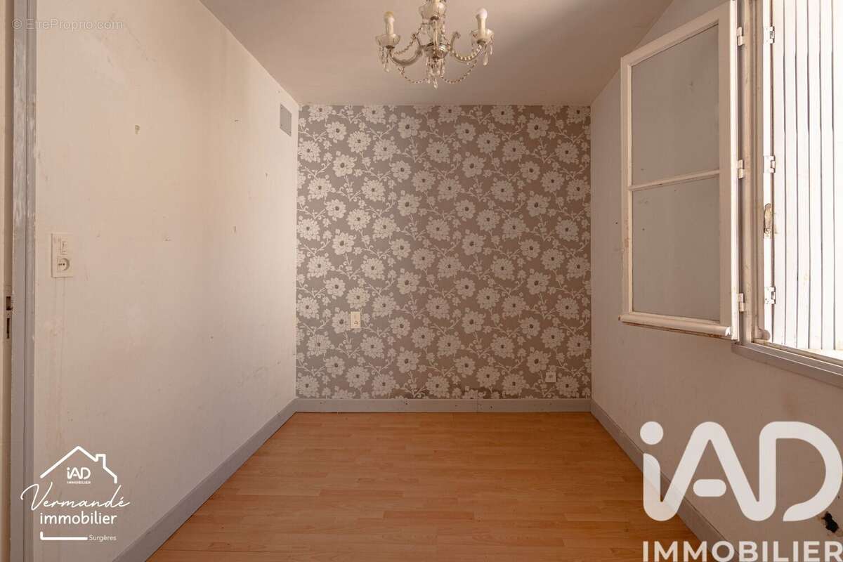 Maison 75 m² à Muron  - photo 7