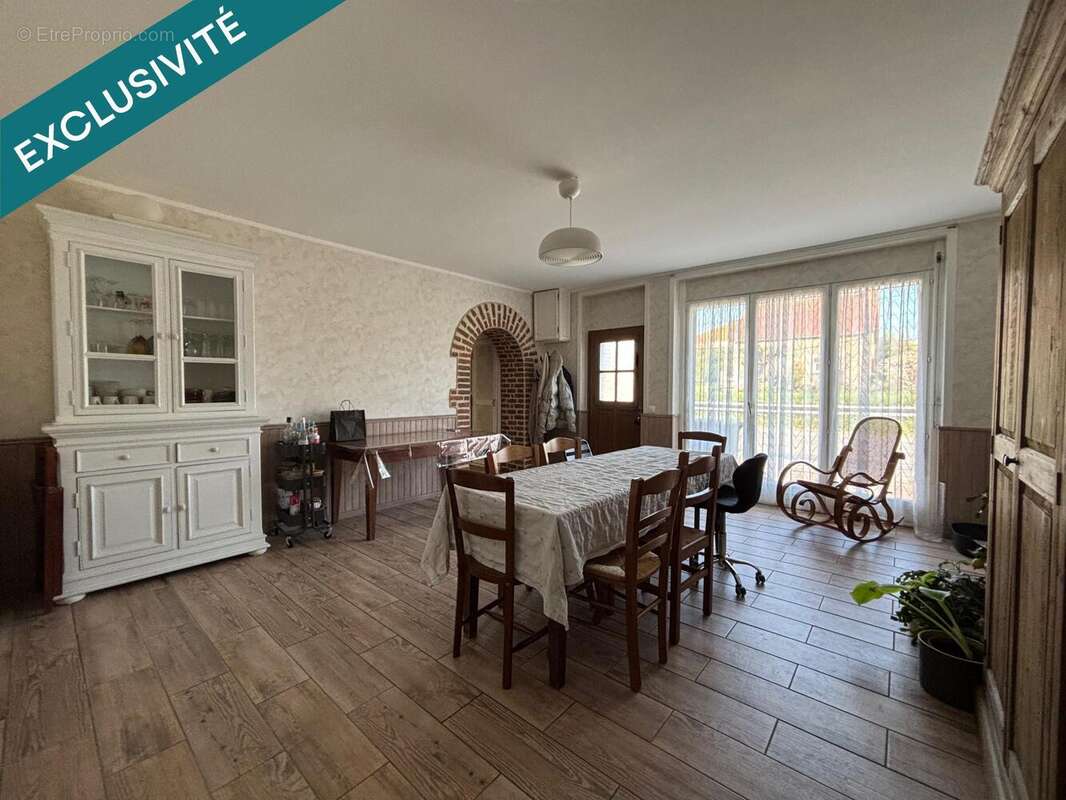 Photo 2 - Maison à PALINGES