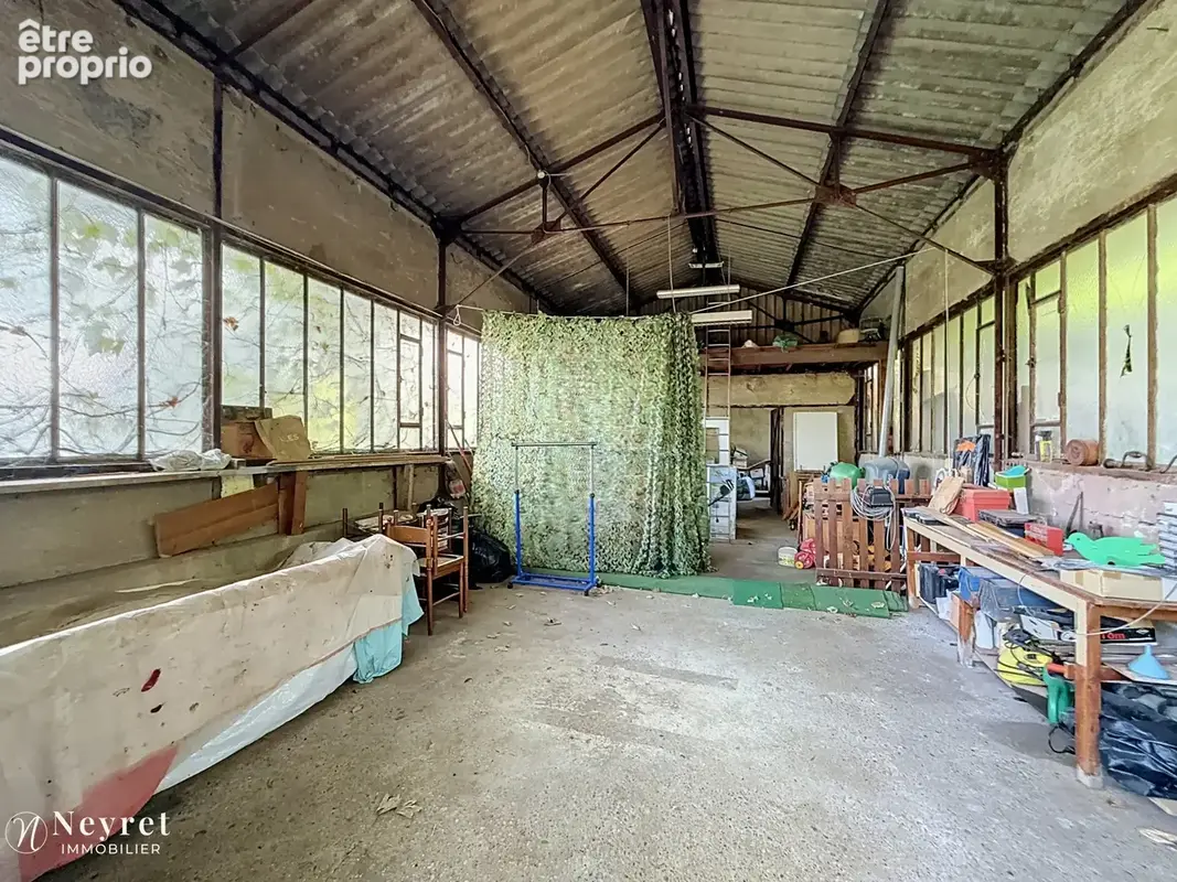 Oullins centre, belle propriété de charme avec annexe de 100m2 - photo 25