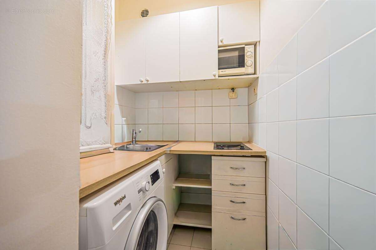 Appartement à PARIS-18E