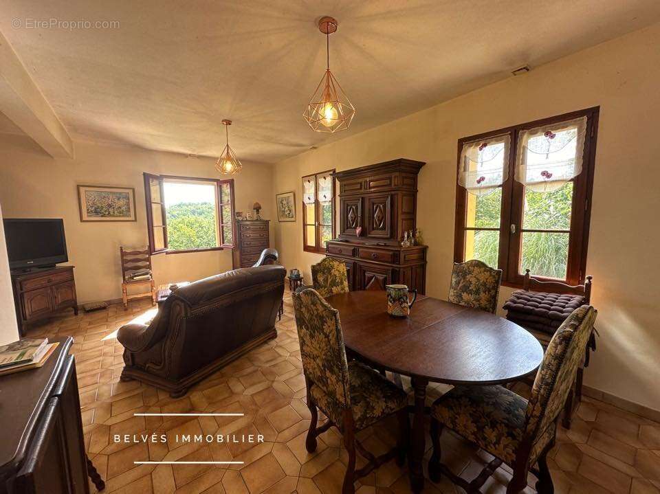 Maison à SAINTE-FOY-DE-BELVES