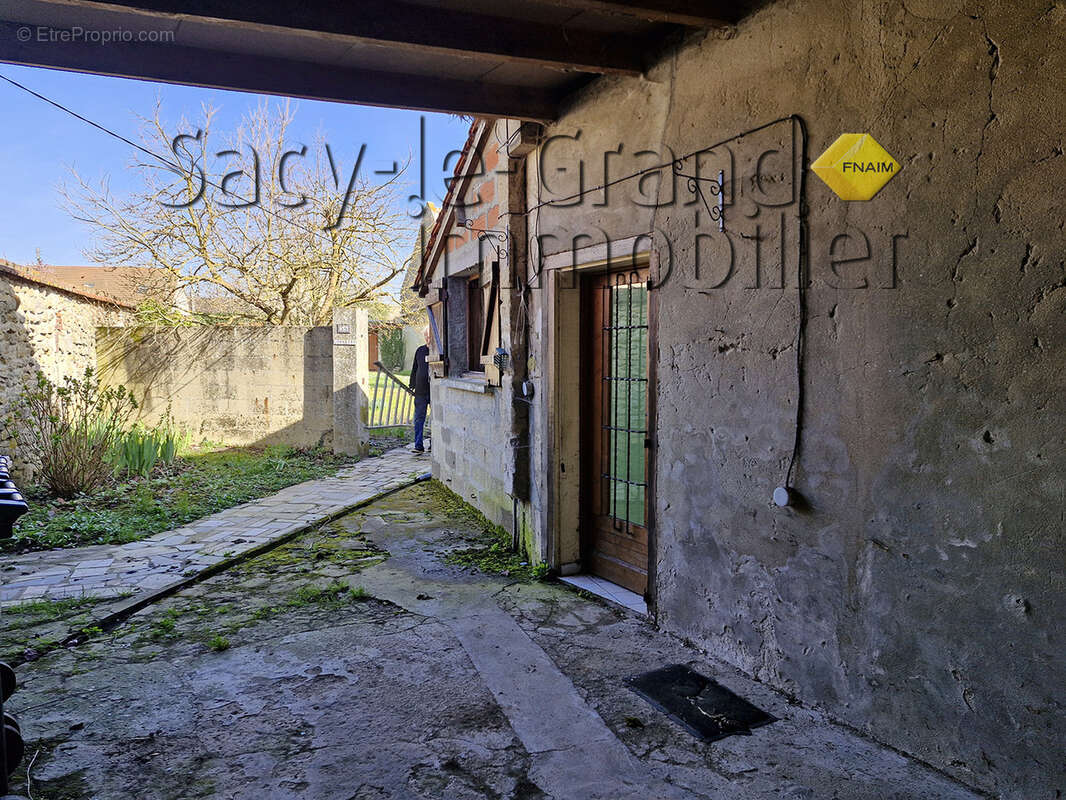 Maison à SACY-LE-GRAND