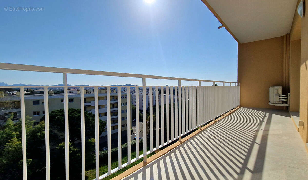 Appartement à FREJUS