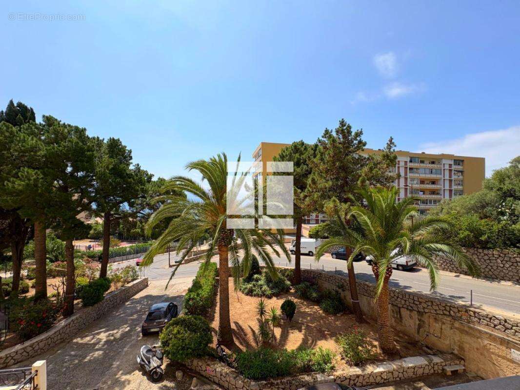AJACCIO – Route des Îles Sanguinaires – Spacieux T4 de 150 m² avec terrasse filante de 60 m² exposée plein sud - photo 2