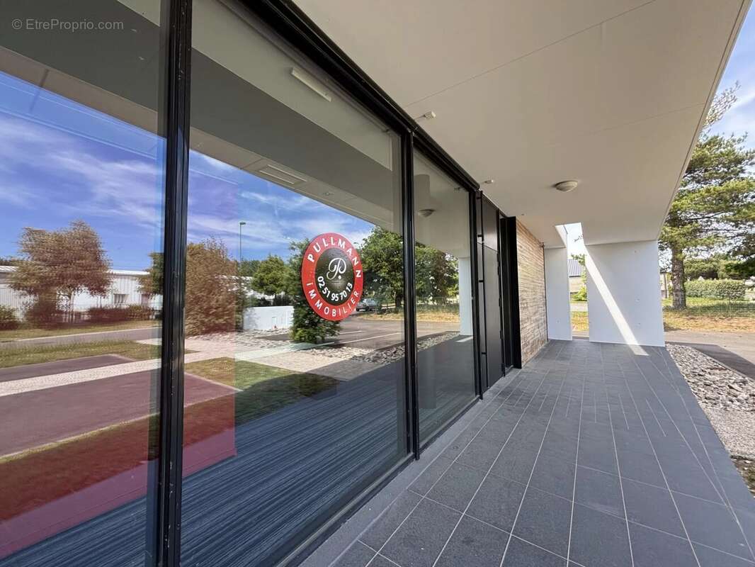 Commerce à L&#039;ILE-D&#039;OLONNE