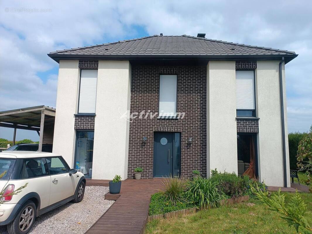 4262 54 - Maison à HUMIERES