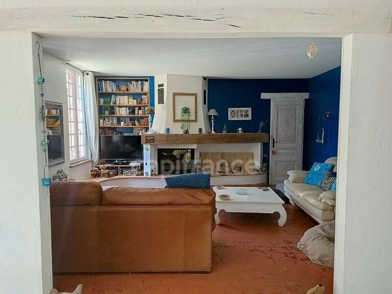 Maison à VILLECHETIVE