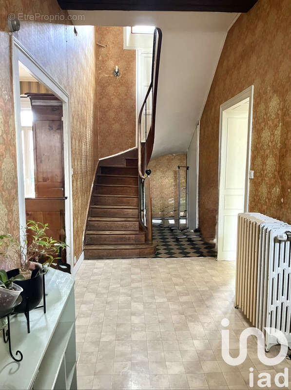 Photo 2 - Maison à MONTSURS