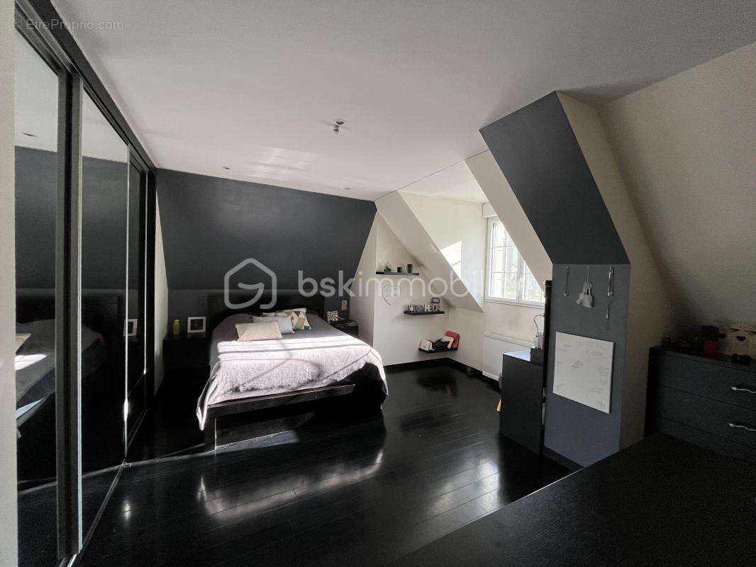 Splendide maison contemporaine 7 pièces - avec vue sur le Golf d'Ormesson - photo 7