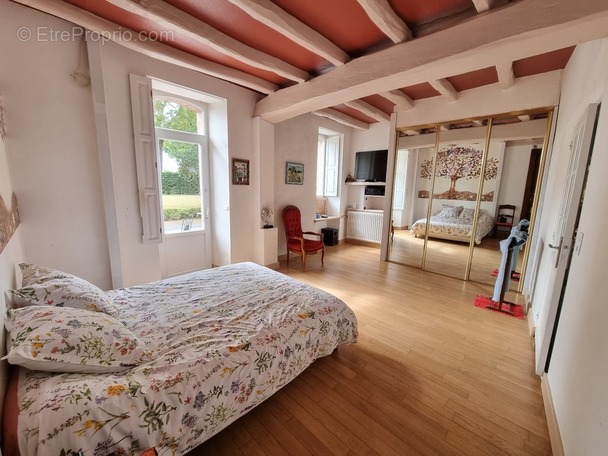 Maison à SAINT-LEGER-SOUS-CHOLET