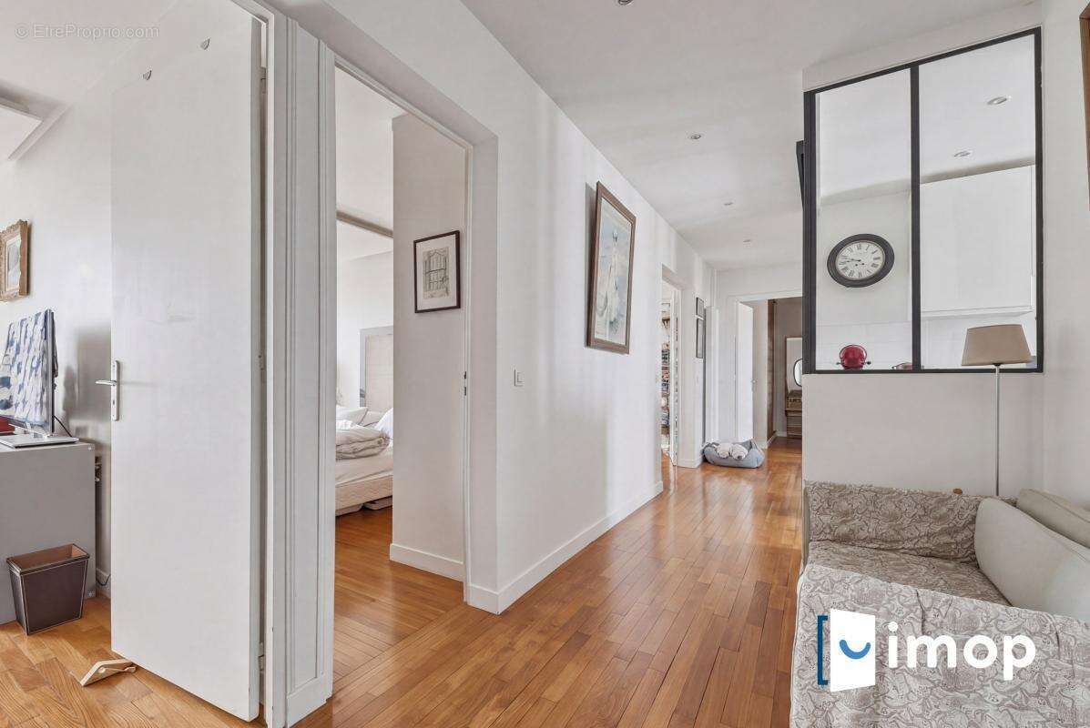 Appartement à PARIS-12E