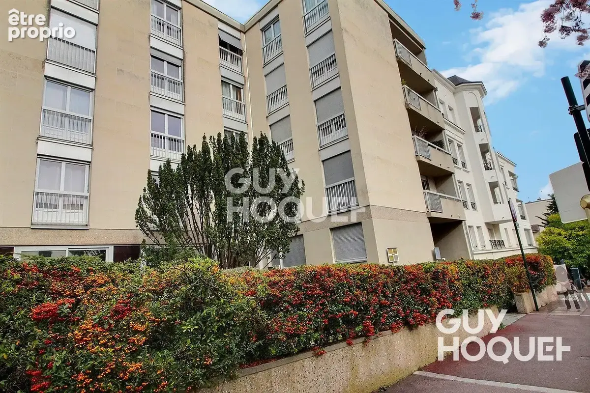 Appartement à LE PLESSIS-ROBINSON