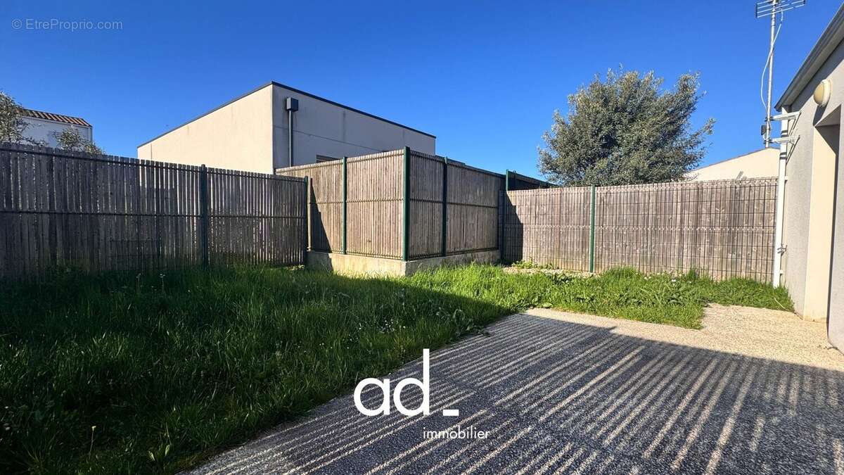 Maison à SAINT-XANDRE